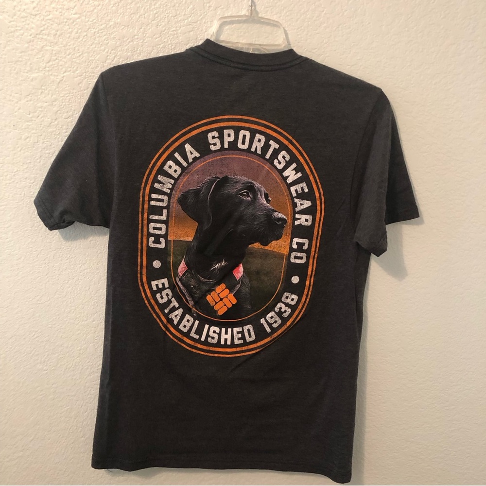 Columbia t-shirt.